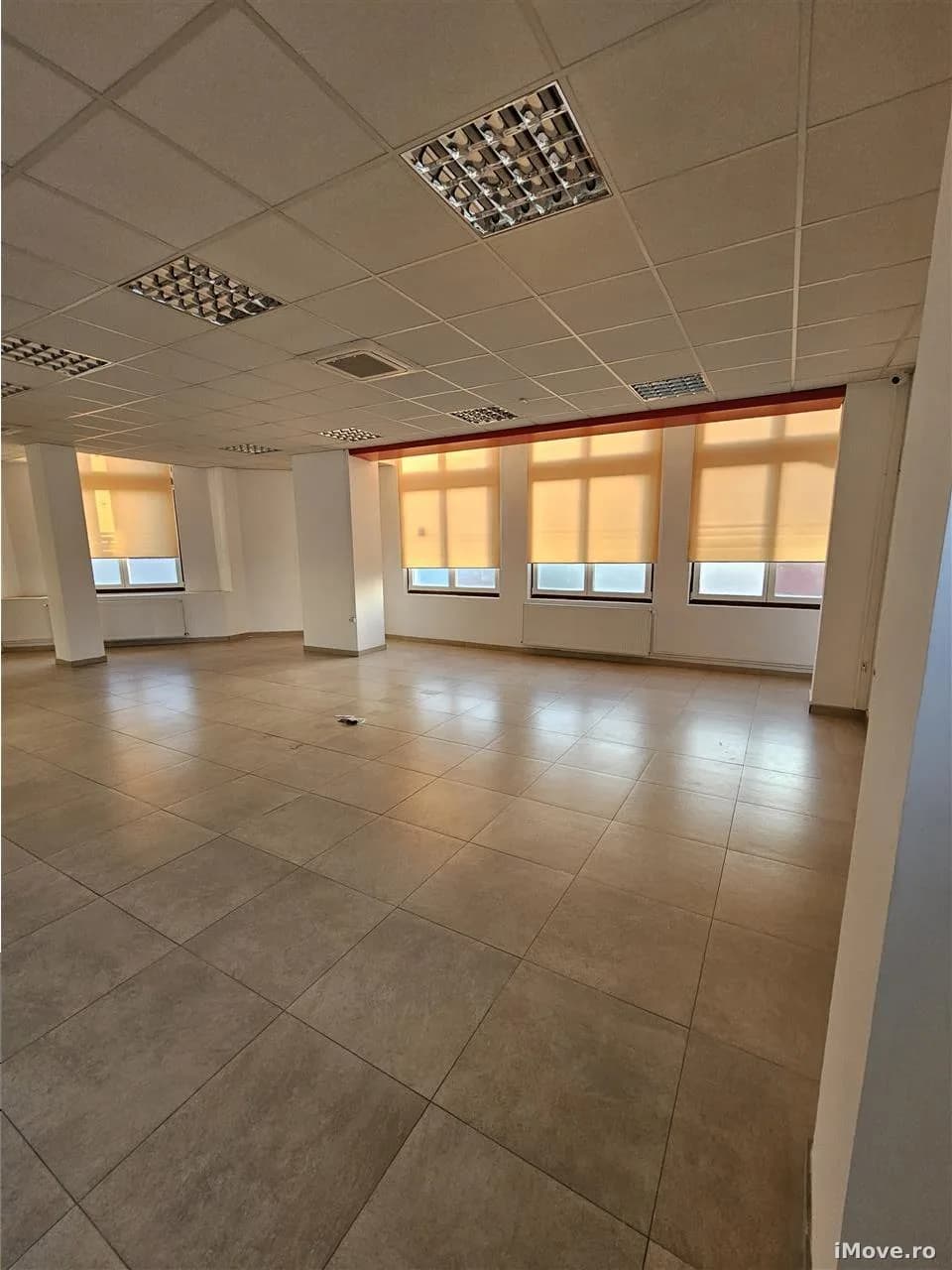 Cladire Birouri 900 mp Piata Cibin Clinica Medicala IT Servicii