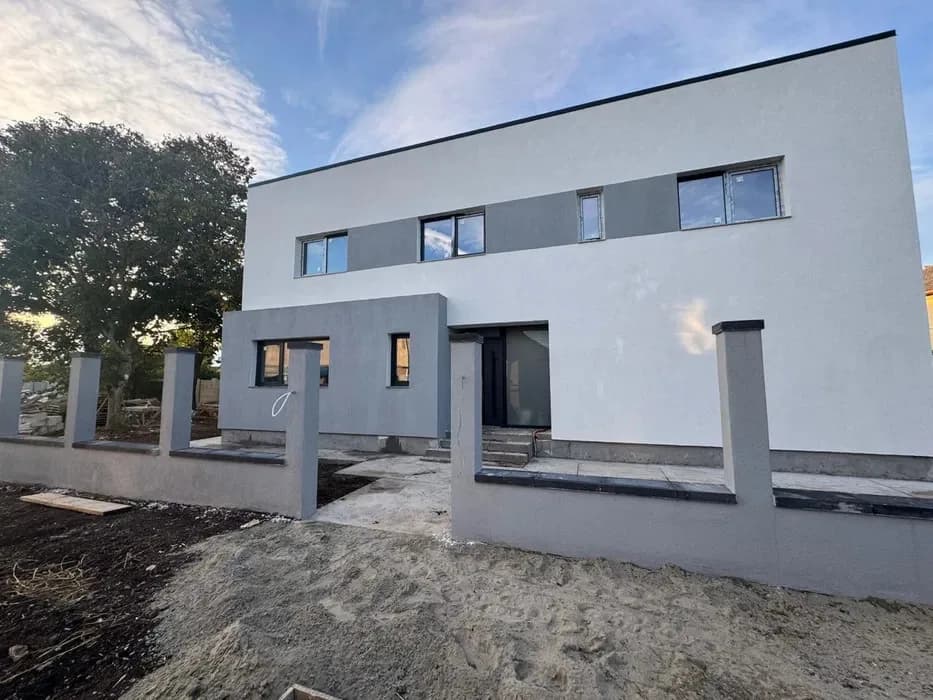 Vila P+1 MODERNA | 5 Camere | 4 BAI |