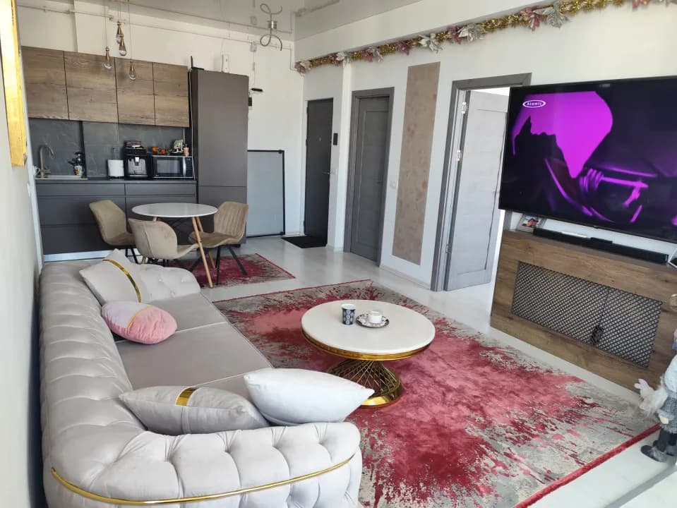 MAMAIA NORD | 3 CAMERE MOBILAT UTILAT | COMISION 0