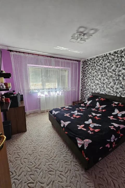 APARTAMENT 3 CAMERE| DECOMANDAT| ETAJ 2|