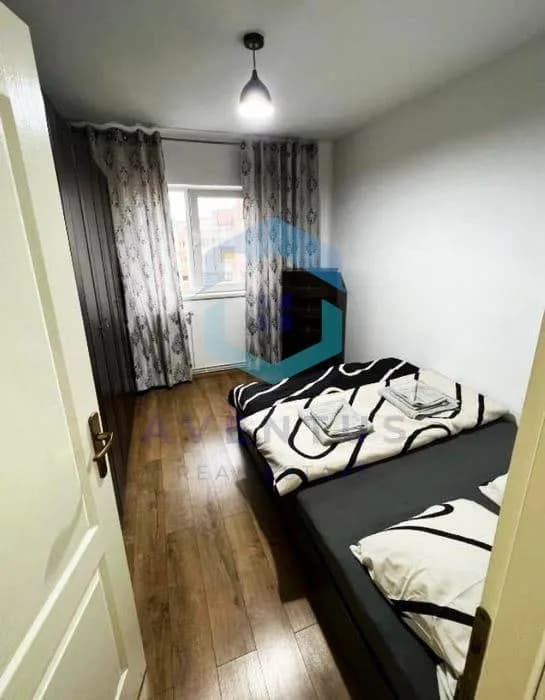 Apartament 4 camere mobilat utilat, zona Iulius Mall