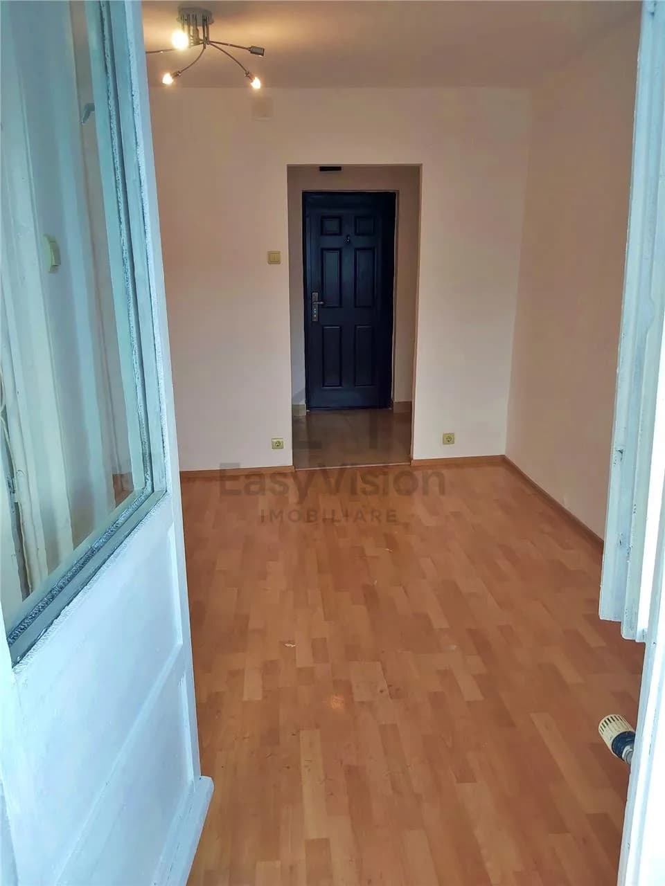 Garsoniera Dristor | Metrou 5 min | Bloc 1985 | Etaj 7|8 | Ideala investiție