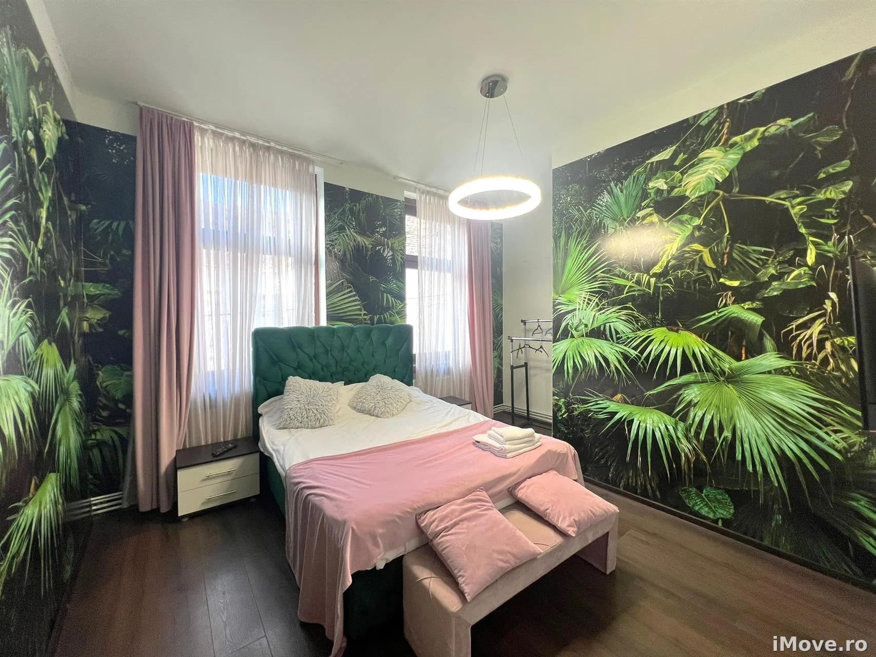Afacere in exclusivitate cu 2 apartamente in regim hotelier Str 9 Mai