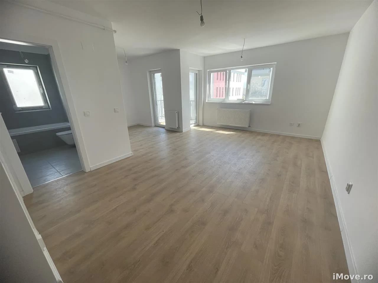 Apartament nou 4 camere 2 bai si parcare pe Doamna Stanca