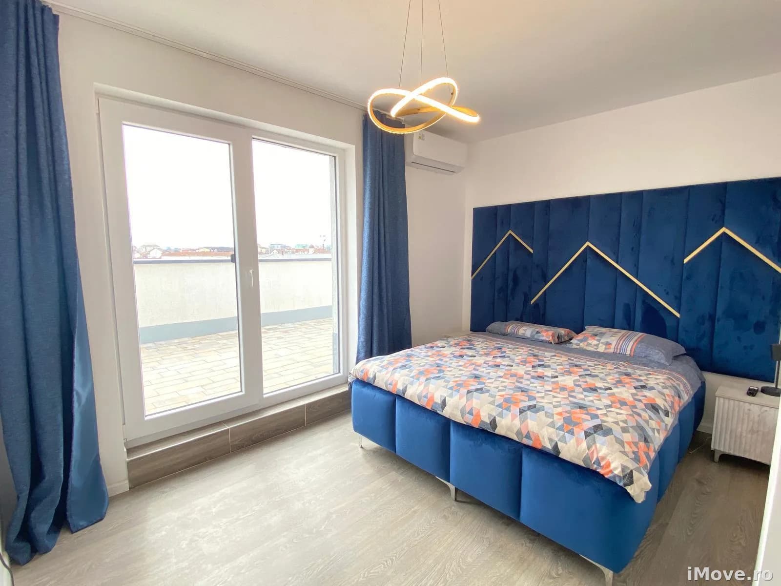 Penthouse de lux cu 3 camere si terasa in zona Kogalniceanu