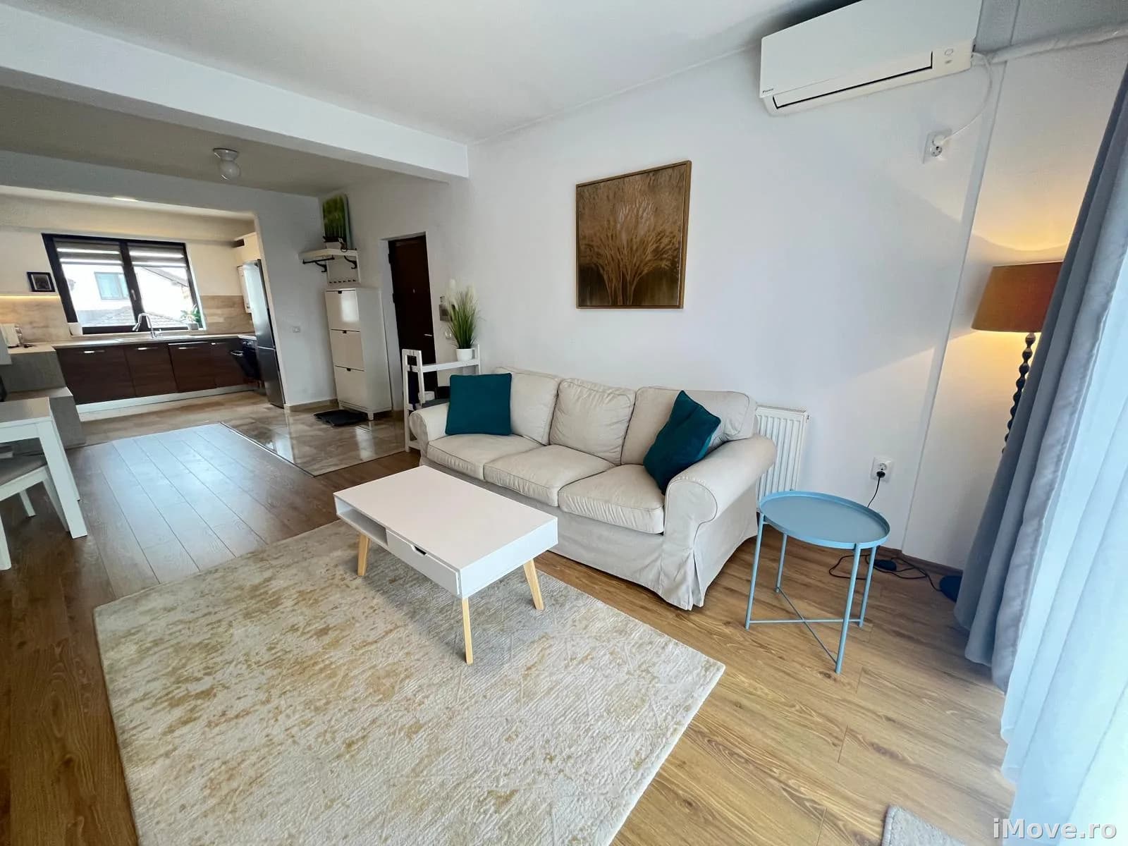 Apartament spatios cu 3 camere 2 bai si terasa zona Pictor Brana