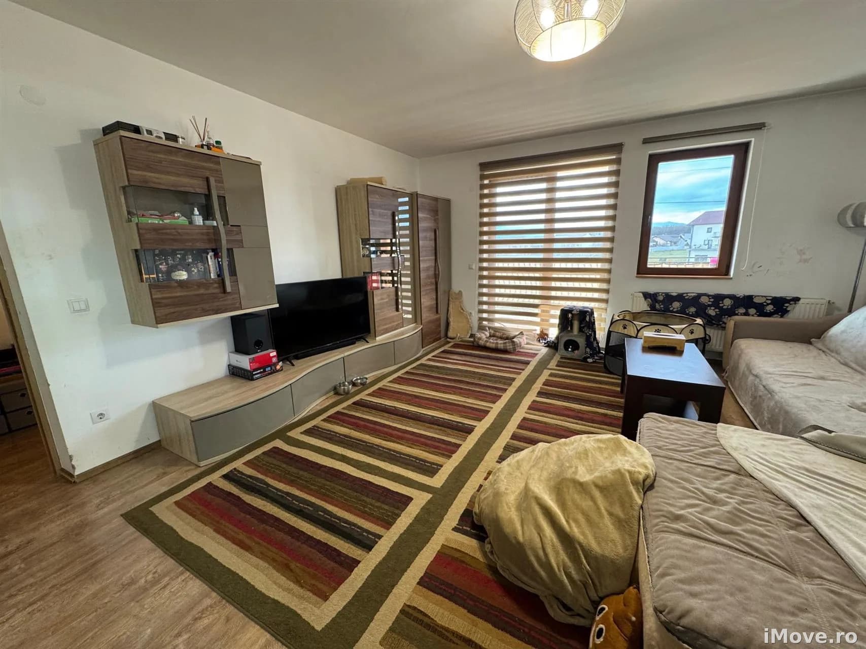 Apartament decomandat cu 3 camere 2 bai de 105 mp utili