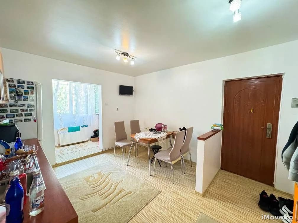 Apartament decomandat 2 camere etaj 1