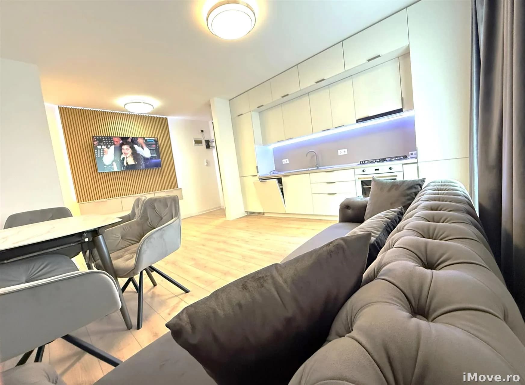 Apartament de lux 3 camere balcon parcare la prima inchiriere