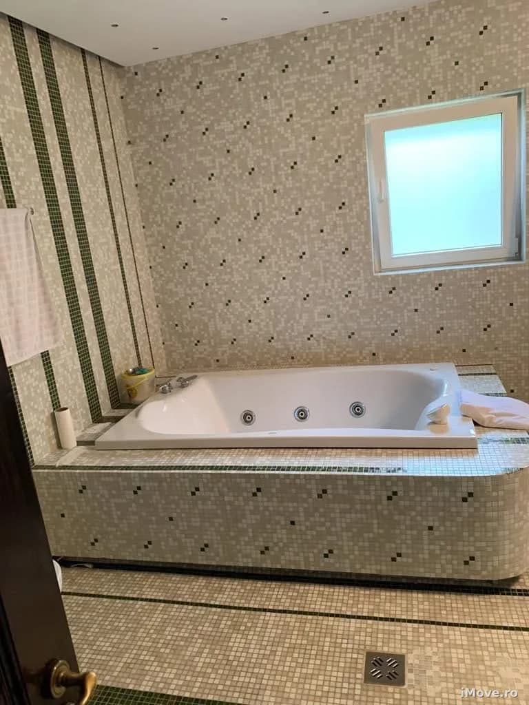 VILĂ DEOSEBITĂ | DEALUL MALULUI | 900 MP