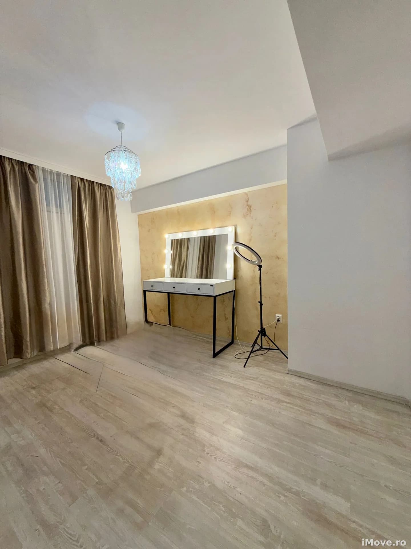 APARTAMENT 4 CAMERE | ETAJ 14 | KAUFLAND
