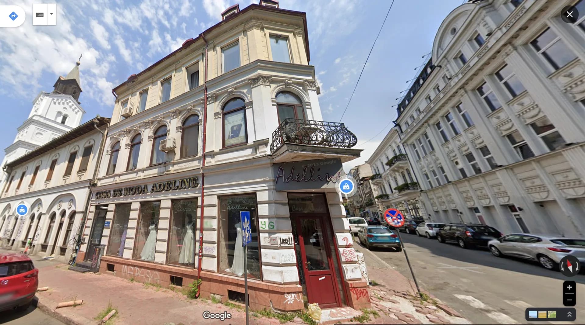 Casa vila cu spatiu comercial la parter si subsol