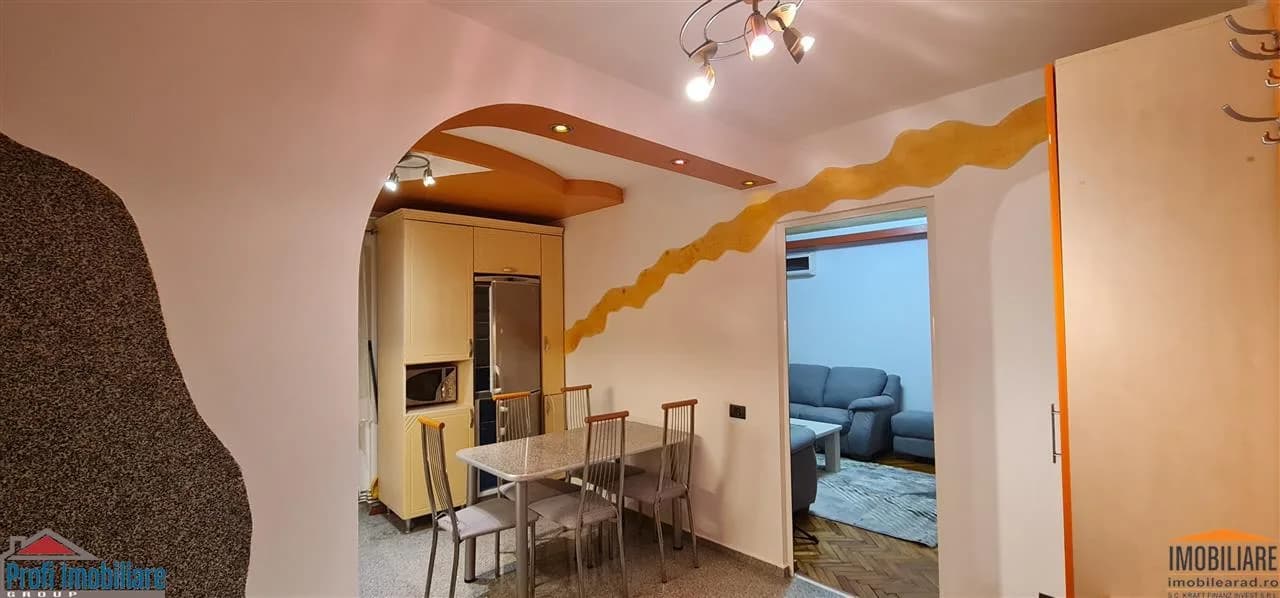 Apartament 2 camere amenajat-mobilat modern la cheie, et.1, central Podgoria- Zona Bancilor