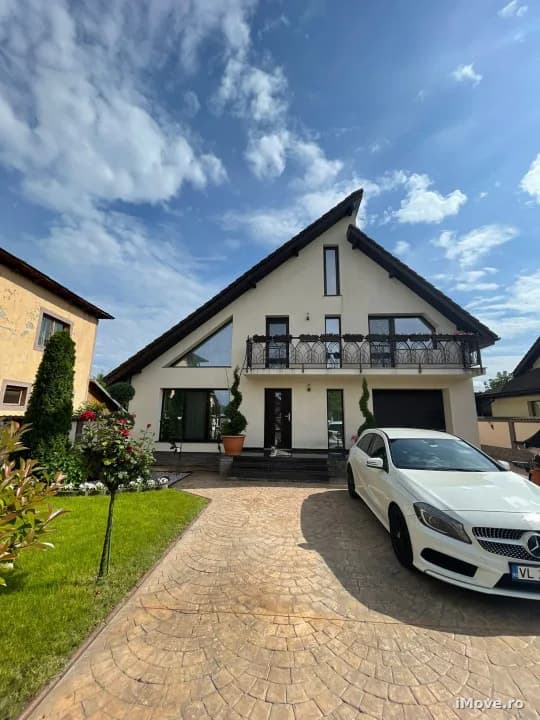 Casă de vânzare în Mihăești – 236 mp utili, teren 674 mp, regim P+E+M