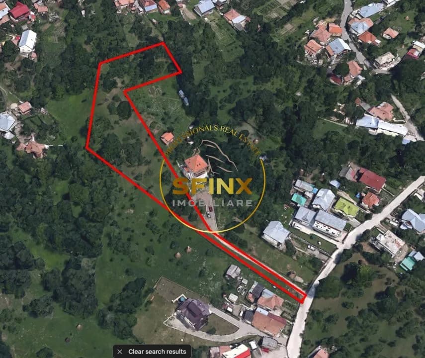 Teren Comarnic la 500 m de centru