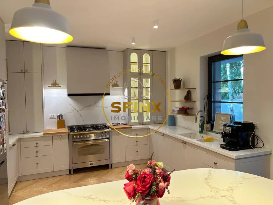 Pet friendly, modern villa for rent, near Cambridge School and Jolie Ville