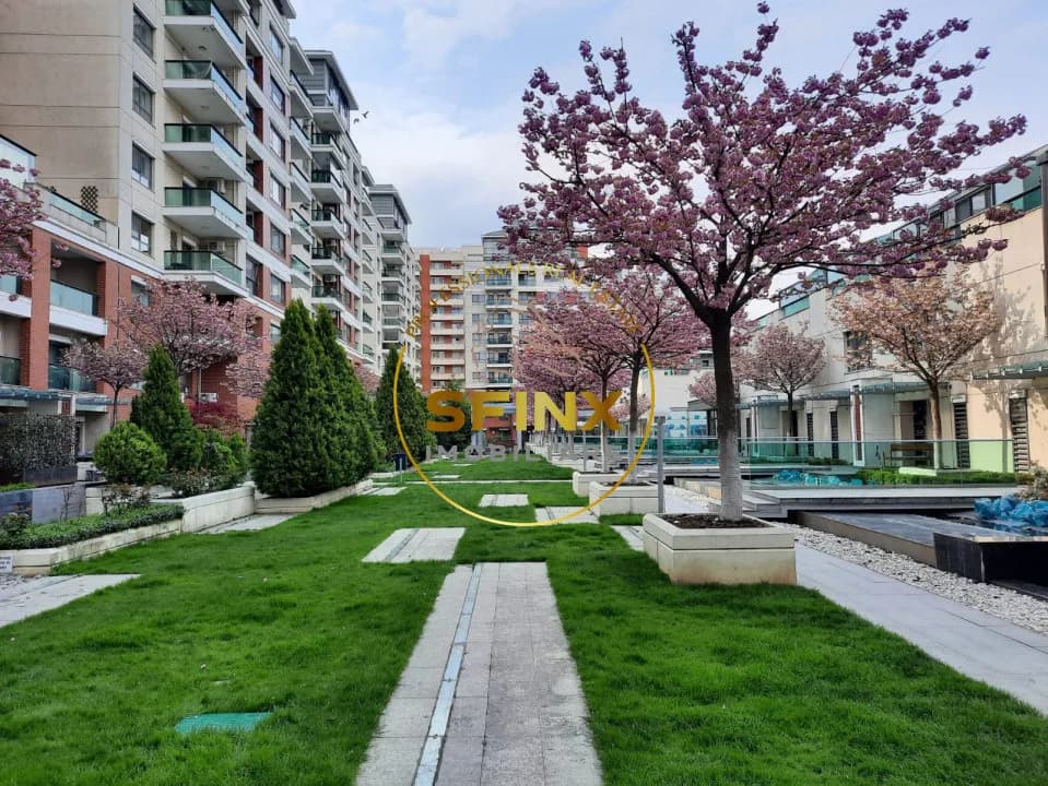 Emerald Residence, vedere lac, 4 camere, pet friendly, 2 locuri parcare, boxa