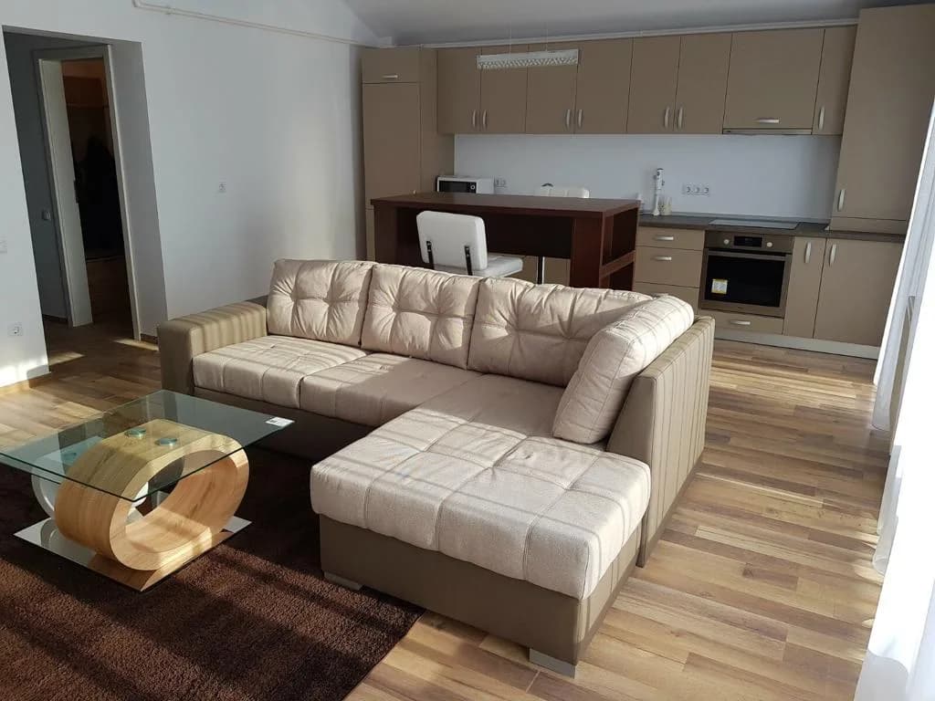 Apartament de lux, 2 camere, loc de parcare propriu  Swiss Village, C.Cisnadiei