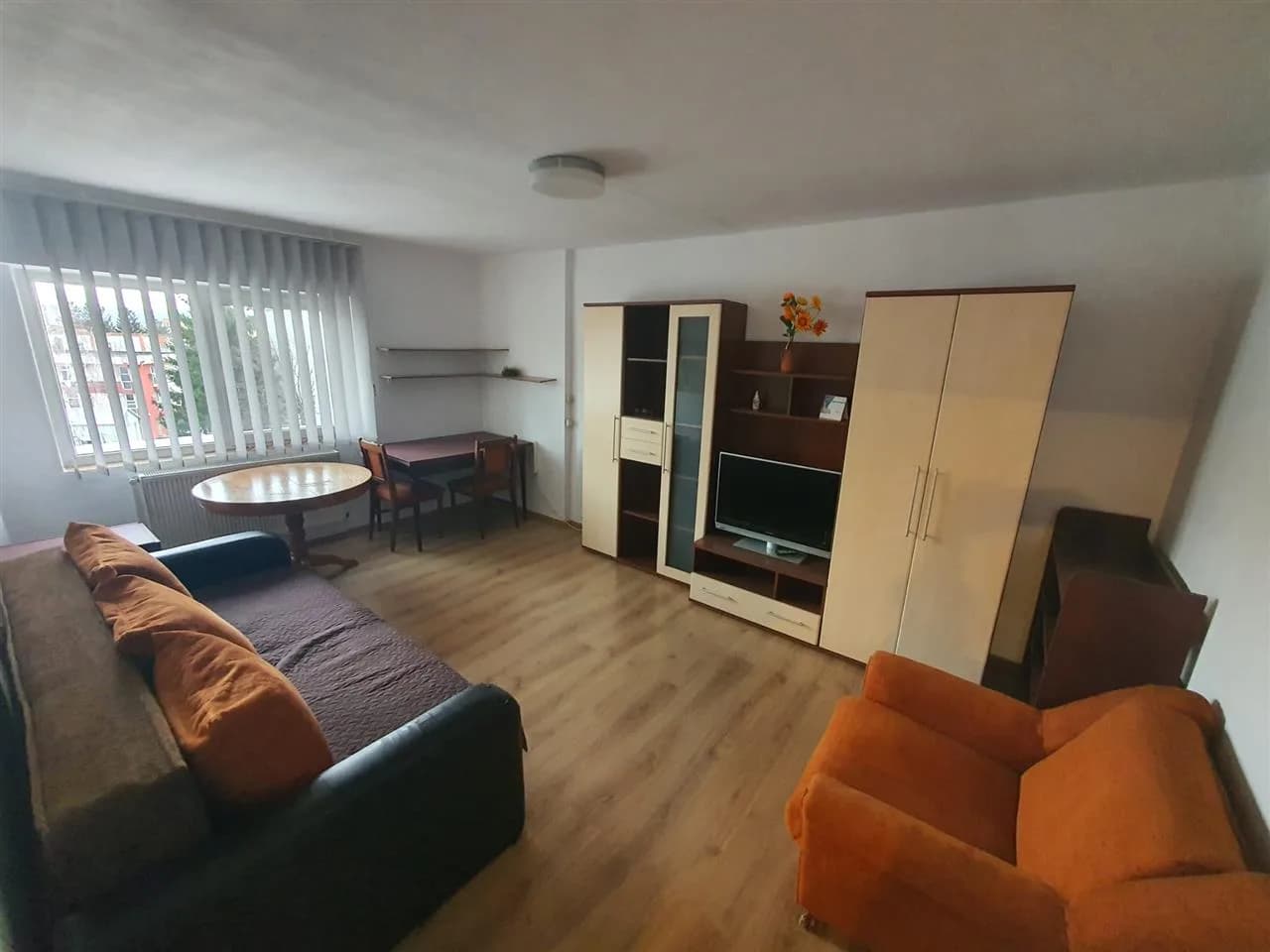 Inchiriere apartament 3 camere et.IV,  Sibiu  zona Dioda Milea