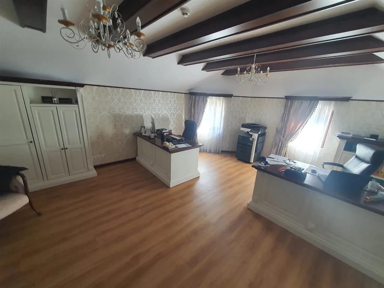 Spatiu super smart,150mp mobilat si utilat office   zona Pta Cluj