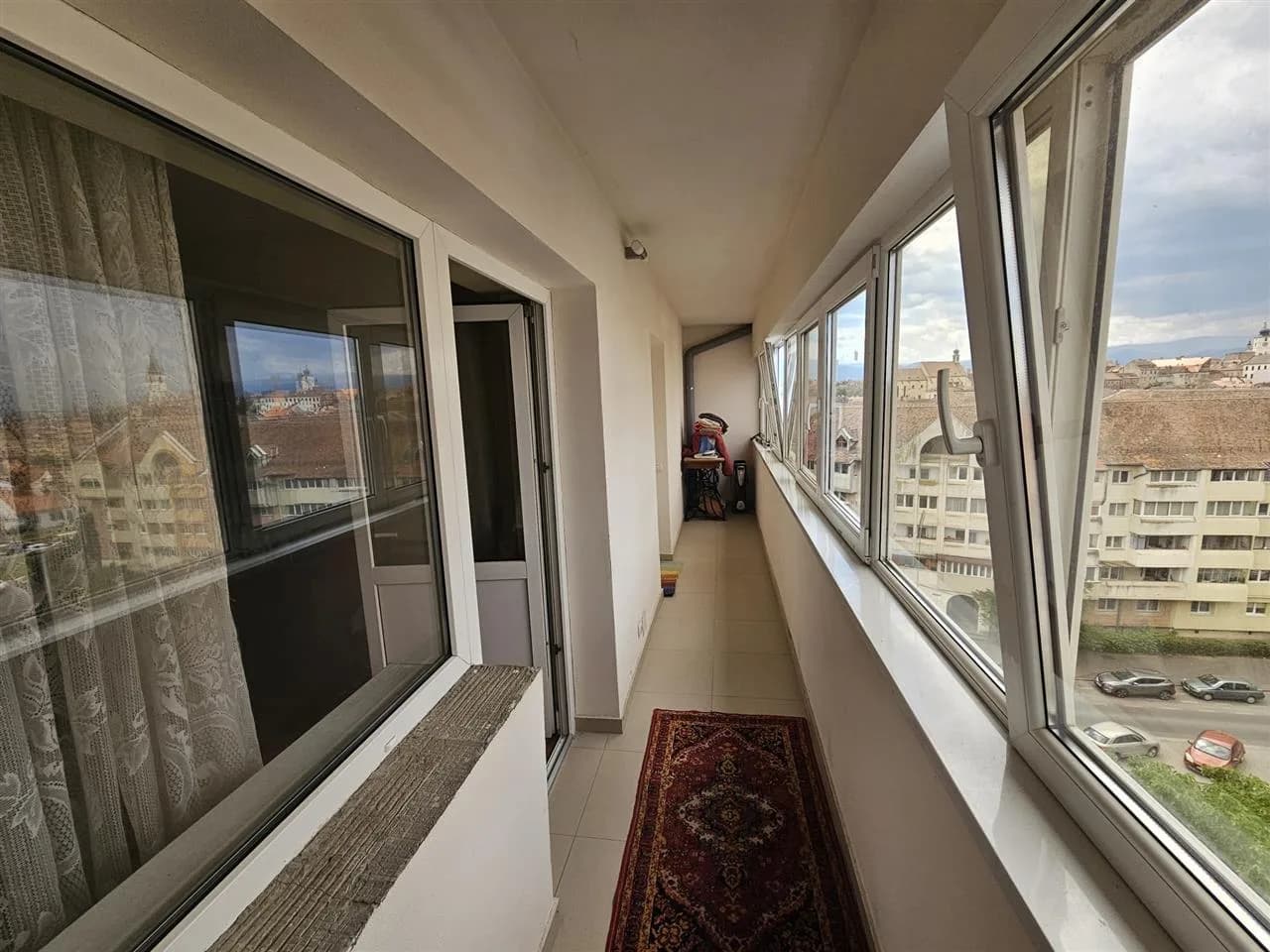 Inchiriere  apartament 3 camere mobilate in Sibiu ,  zona Autogara