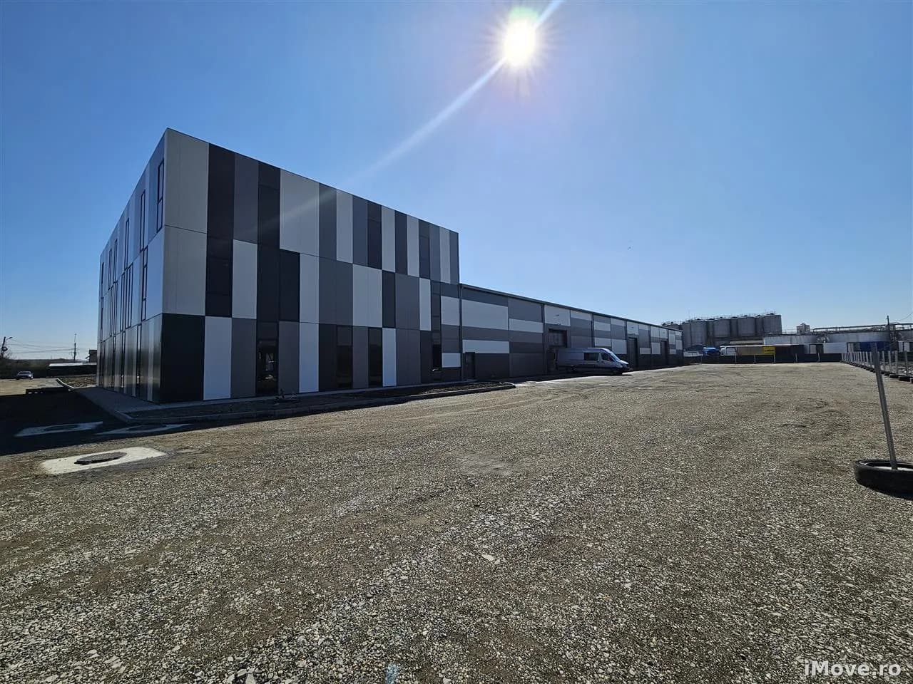 Spatiu Industrial 1000 mp Productie Depozitare Distributie