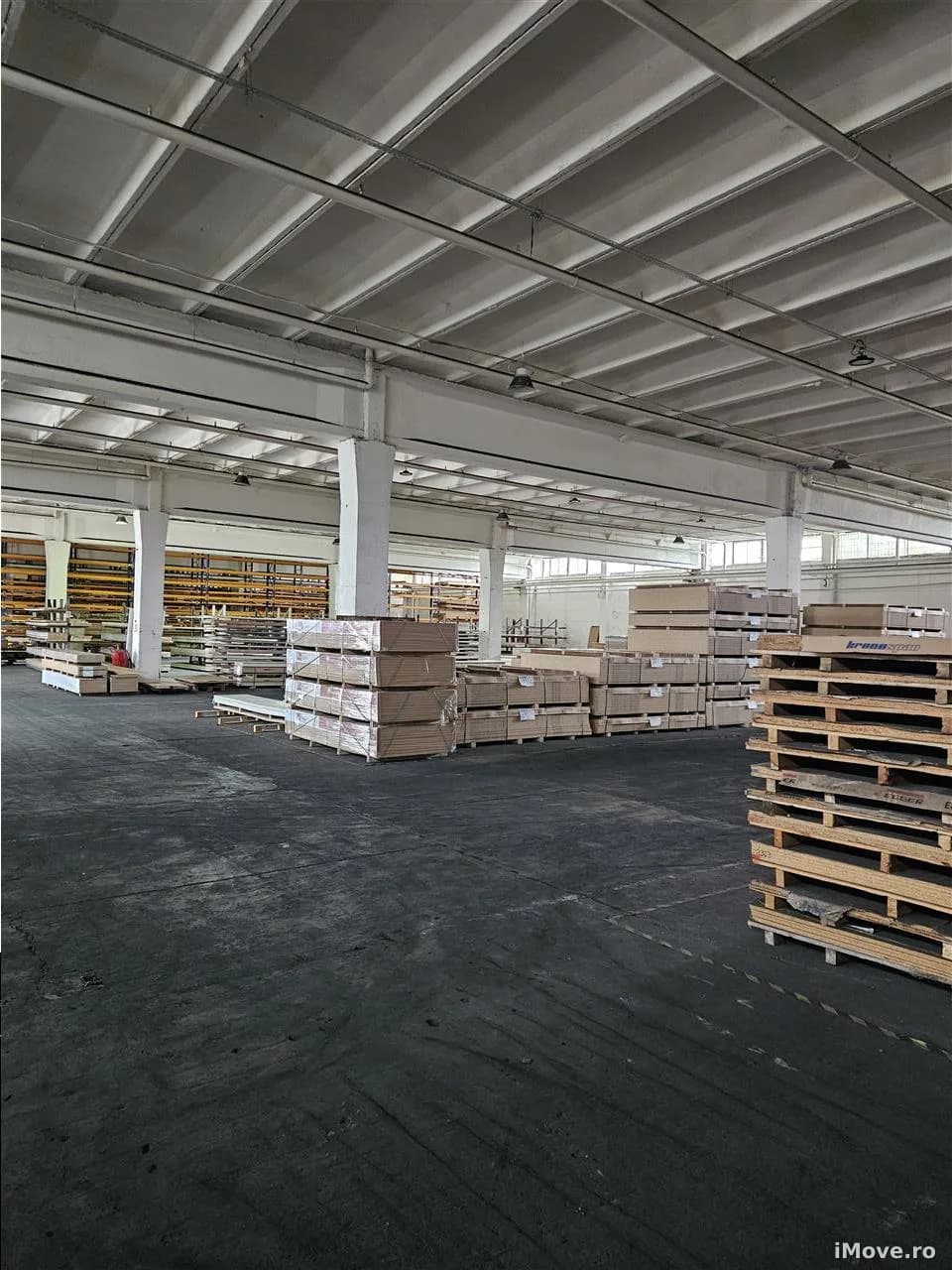Spatiu Industrial 900 mp Depozitare Distributie