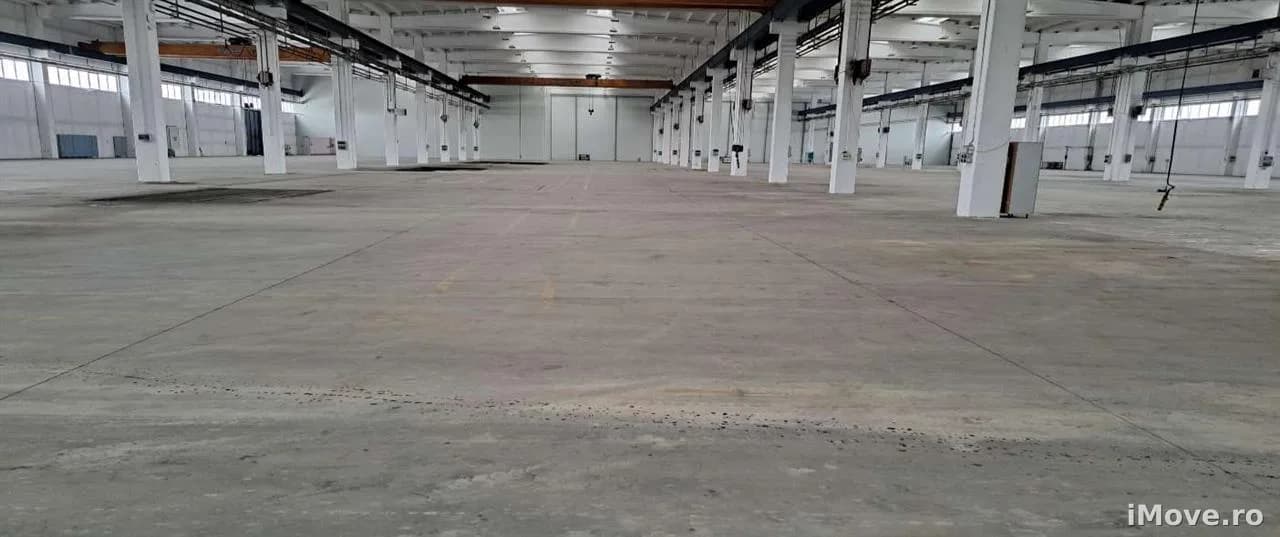 Spatiu Industrial 2400 mp Productie Depozitare Distributie