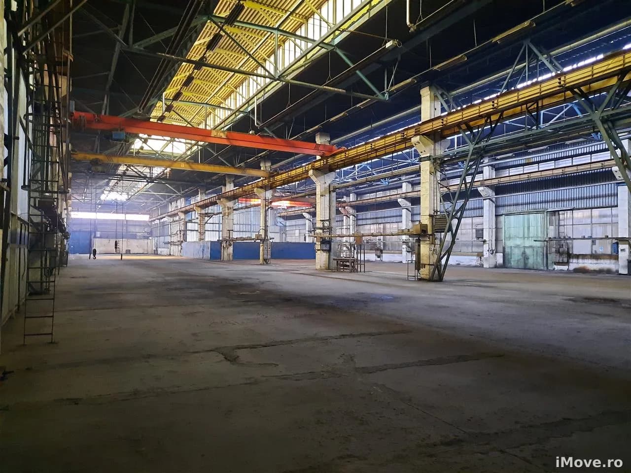 Spatiu Industrial 2200 mp Productie Depozitare Distributie