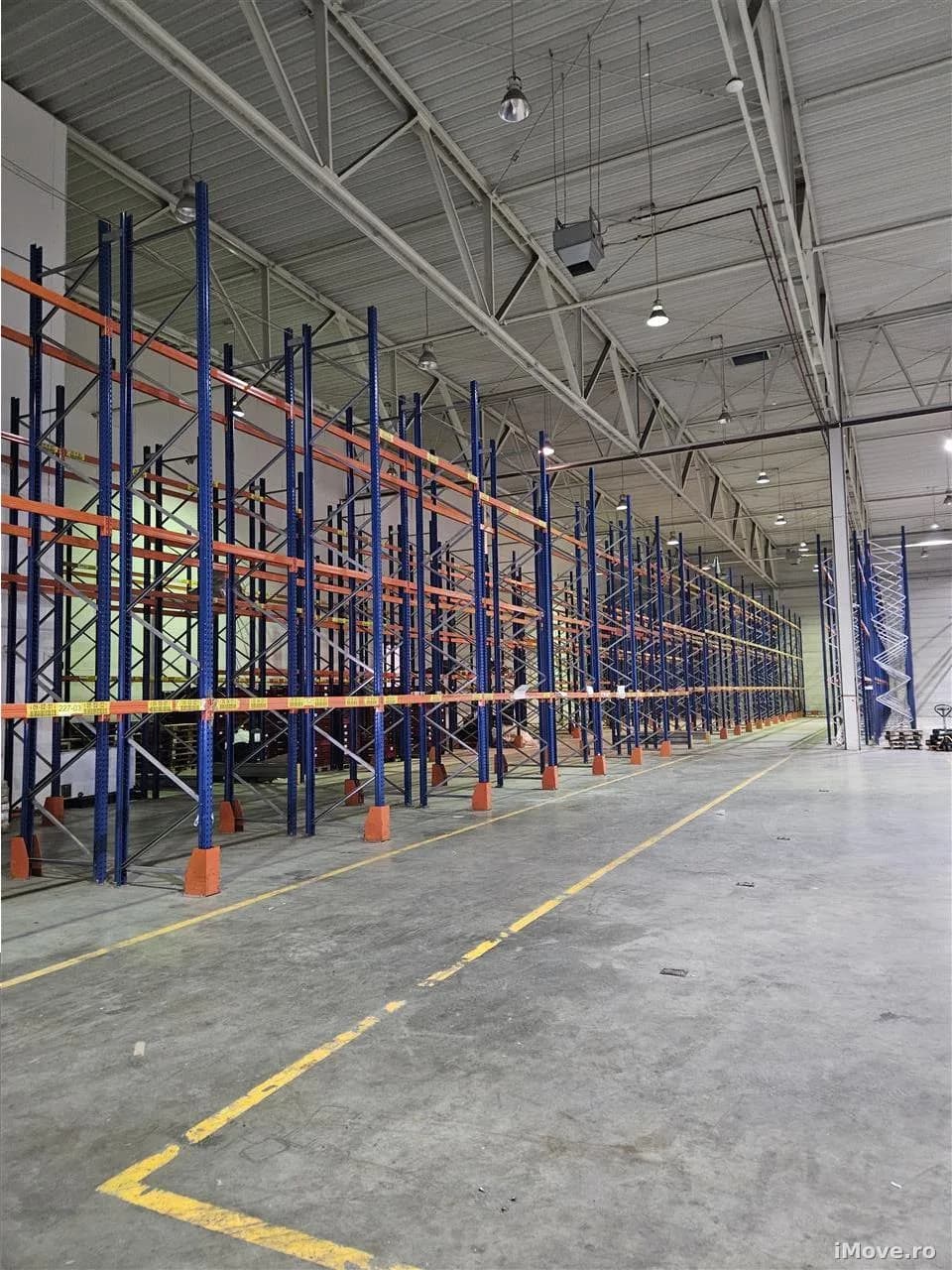 Spatiu Industrial 2000 mp Logistica Depozitare Distributie