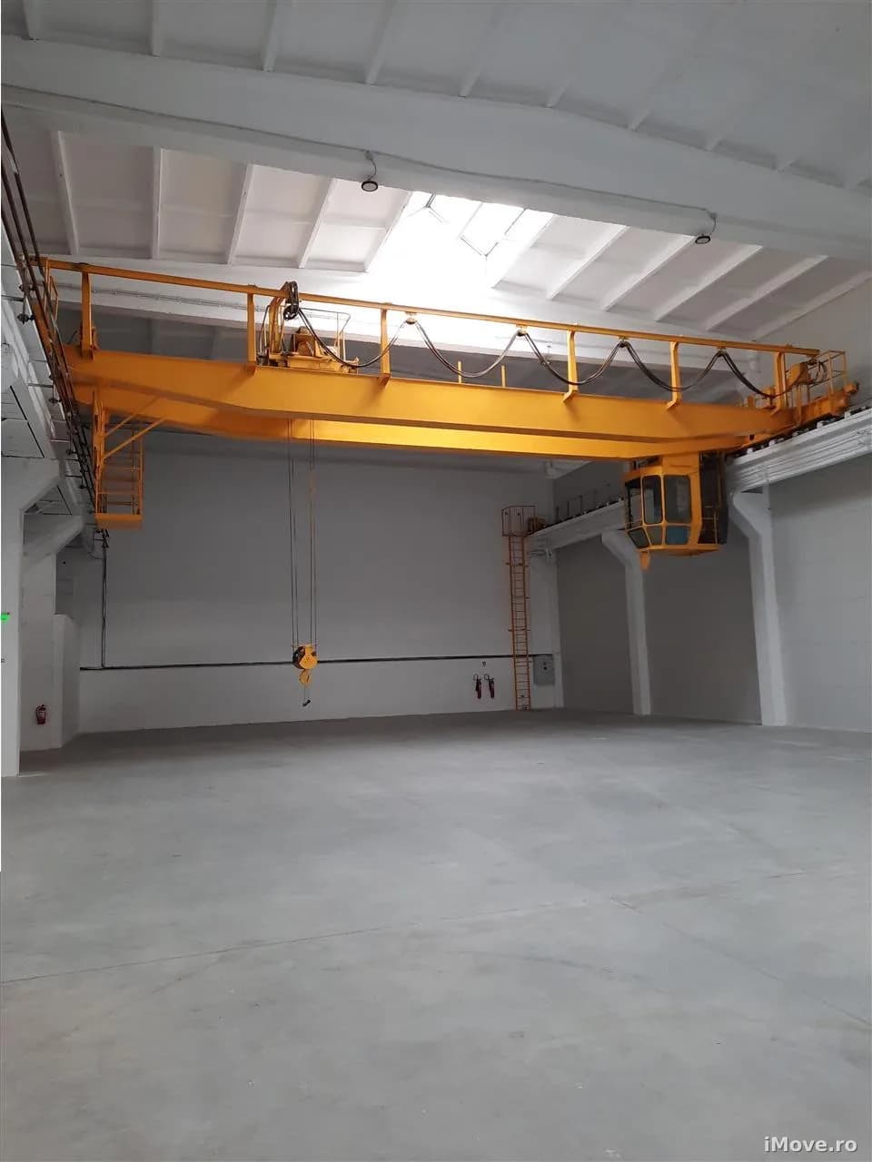 Spatiu Industrial 1300 mp Productie Depozitare Distributie