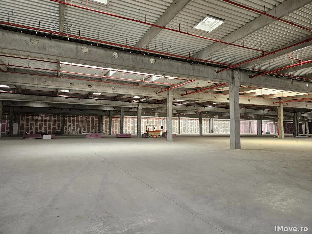 Spatiu Industrial 1500 mp Productie Depozitare Distributie