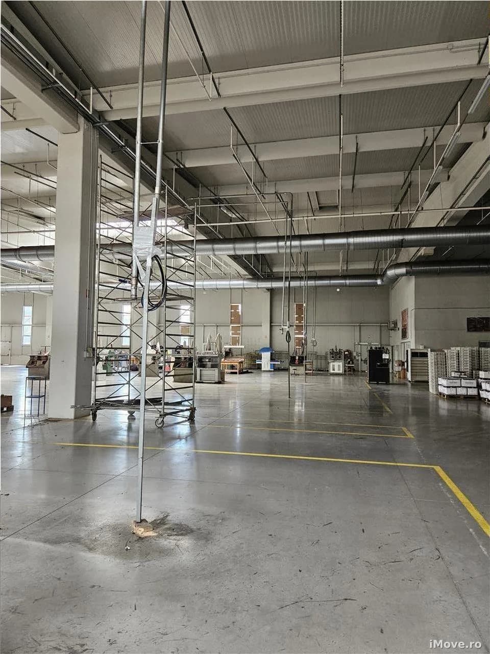 Spatiu Industrial 6500 mp Productie Depozitare Distributie