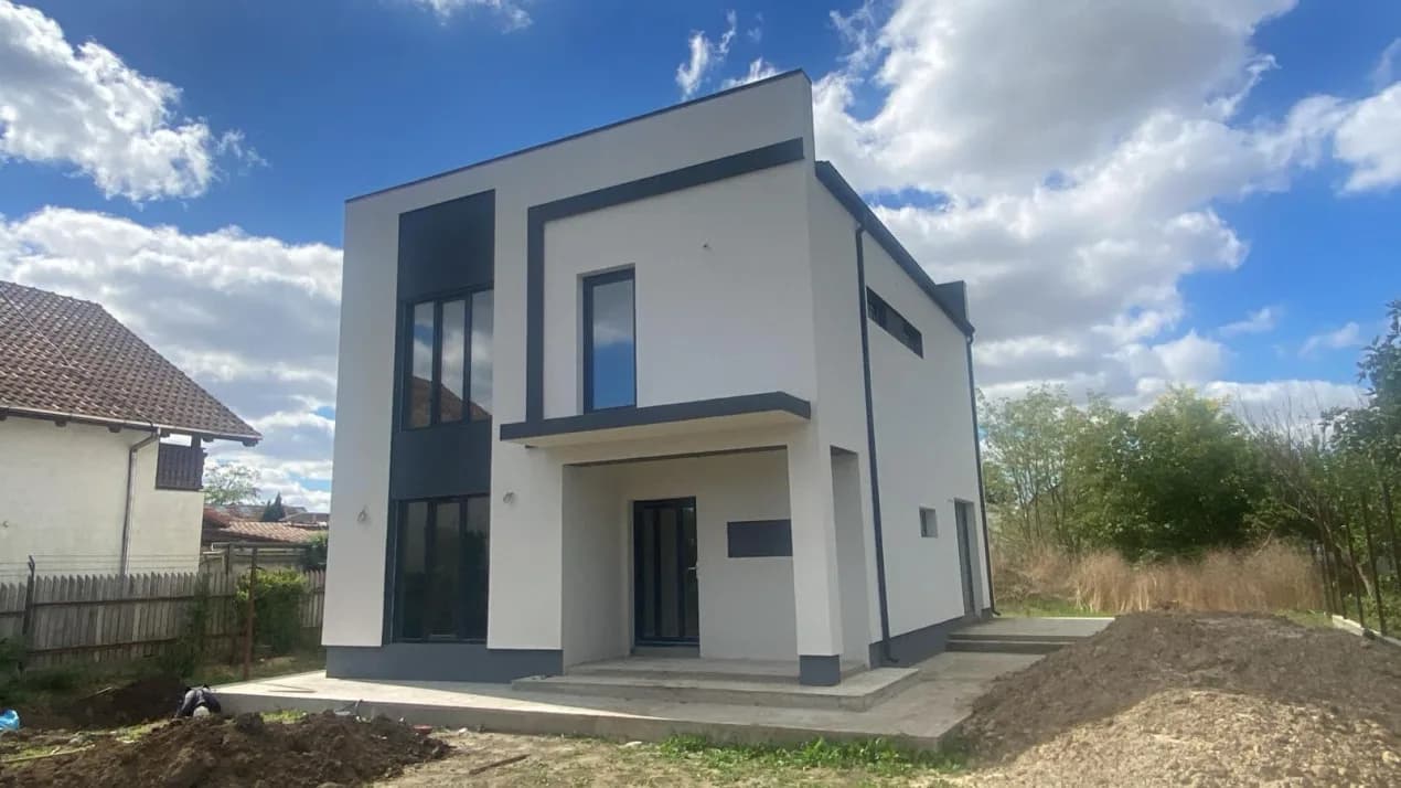 CASA CUMPANA | 178 MP CONSTRUITI | TOATE UTILITATILE |