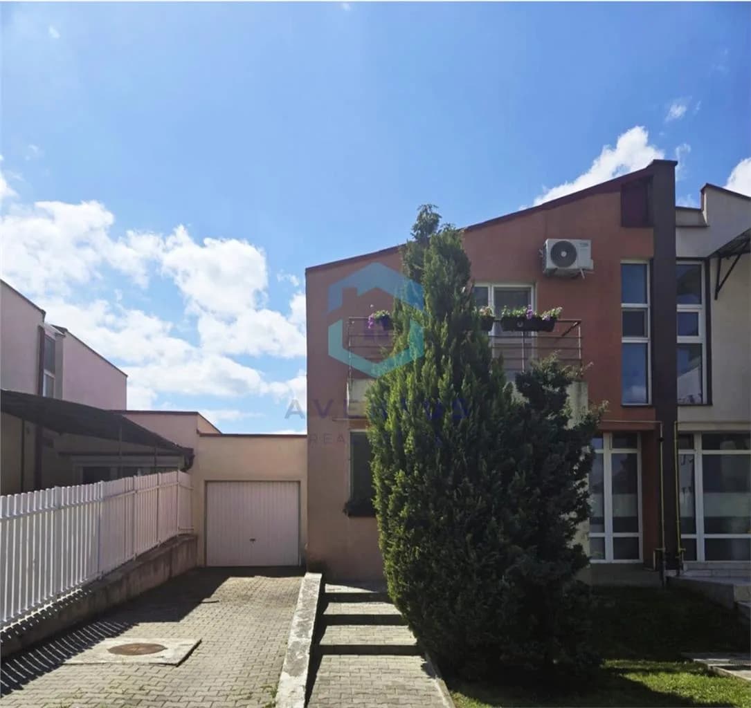 Duplex finisat Buna Ziua, gradina, garaj+3 parcari