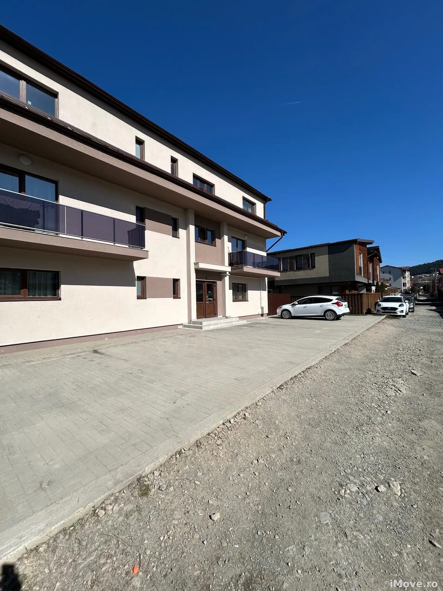 Ap 02 Finisat + grădină 76mp 92H – Tăuțiului Residence - foto 1