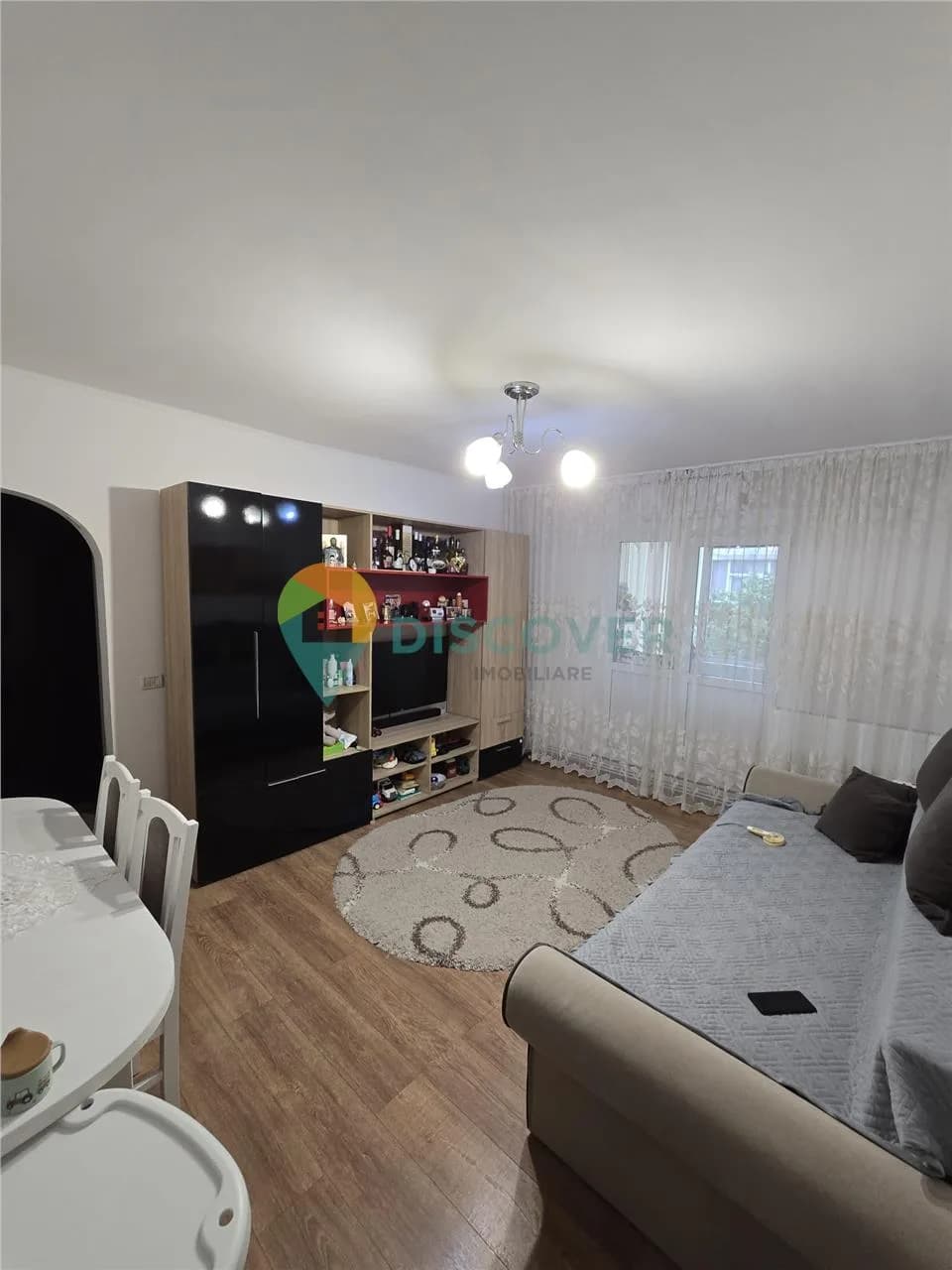 Apartament 3 camere, Metalurgie, etaj 3, renovat, 120000 euro