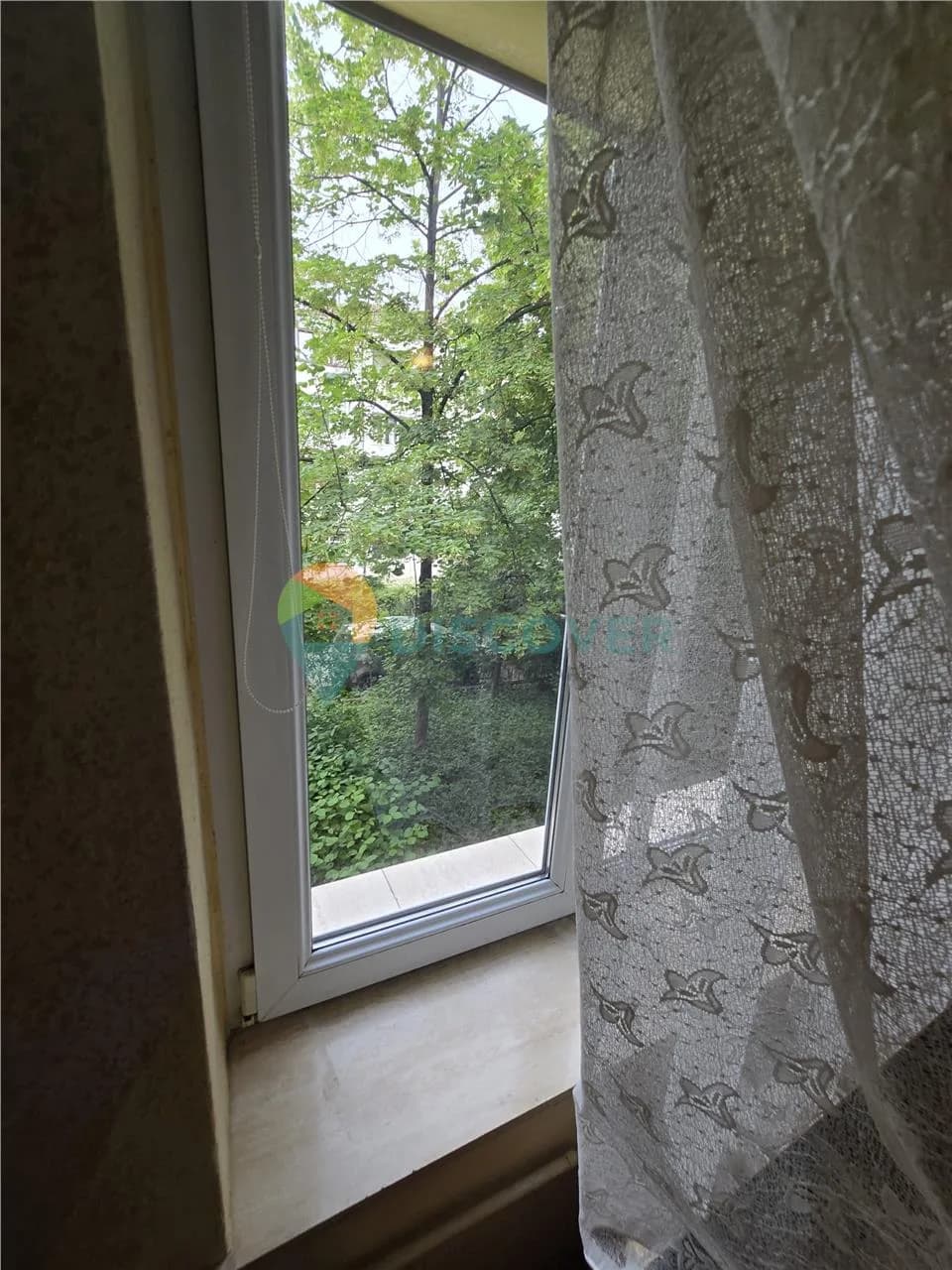 Tudor Vladimirescu, 3 camere, etaj 1, langa Iulius Mall, 80000 euro