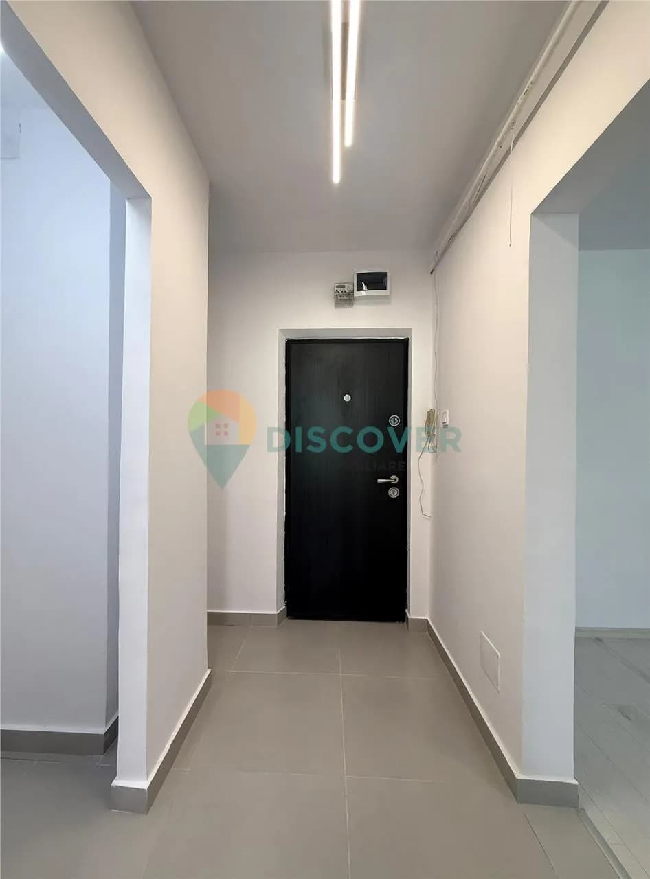 Tatarsi, 2 camere decomandate, etaj 2, renovat, 99900euro