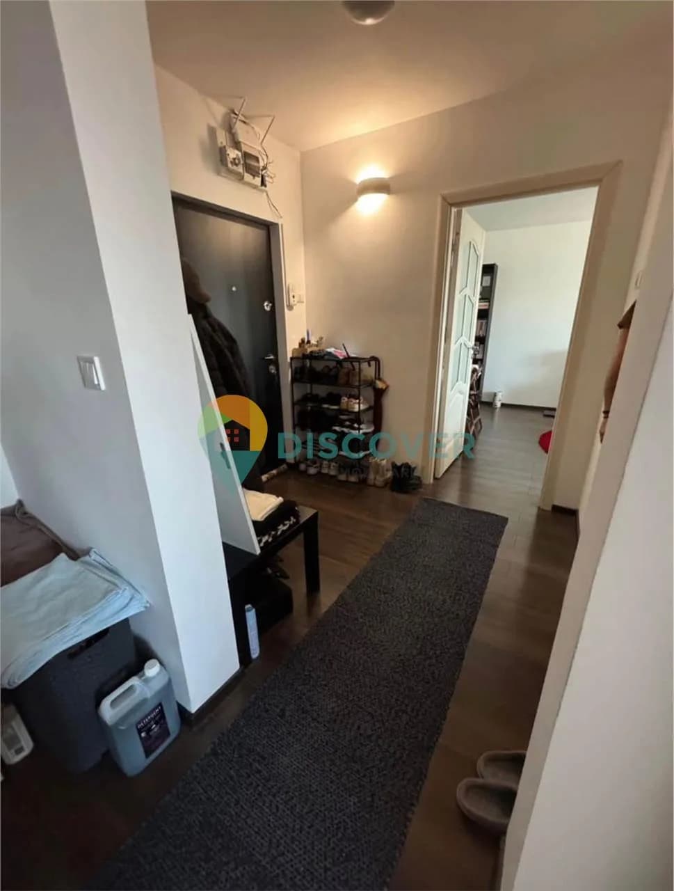 Podu Ros, 2 camere decomandate, 53 mp, la bulevard, etaj intermediar