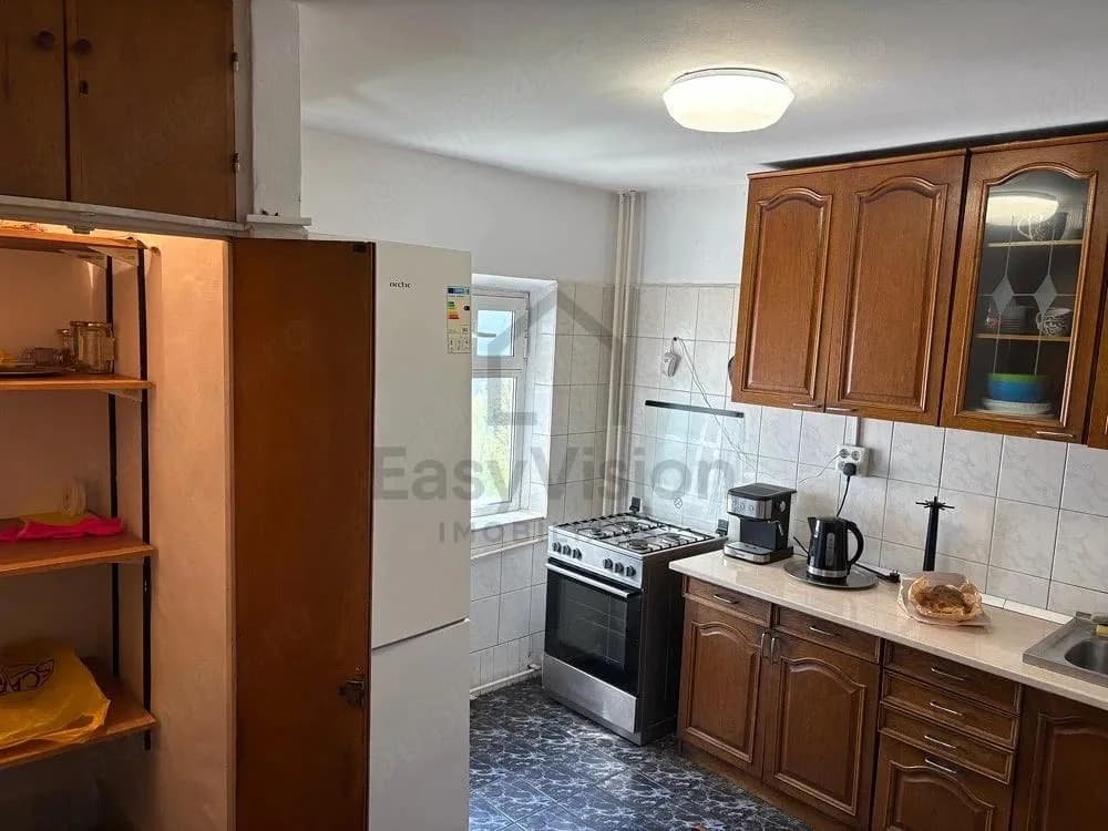Apartament 4 camere de inchiriat | Biblioteca Nationala – Sector 3 110 mp