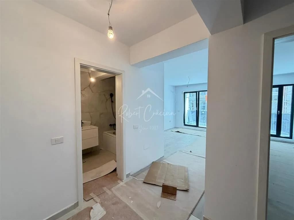 Garsoniera 1 minut metrou Berceni