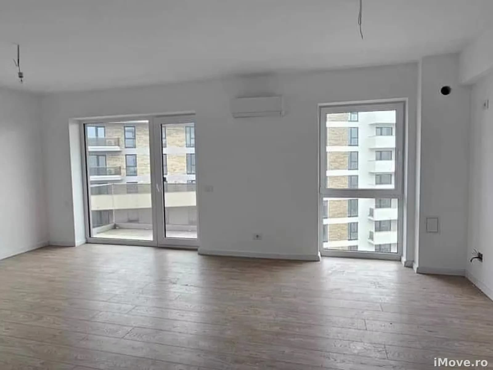 De vanzare apartament cu 3 camere, NOU, zona Nufarul !