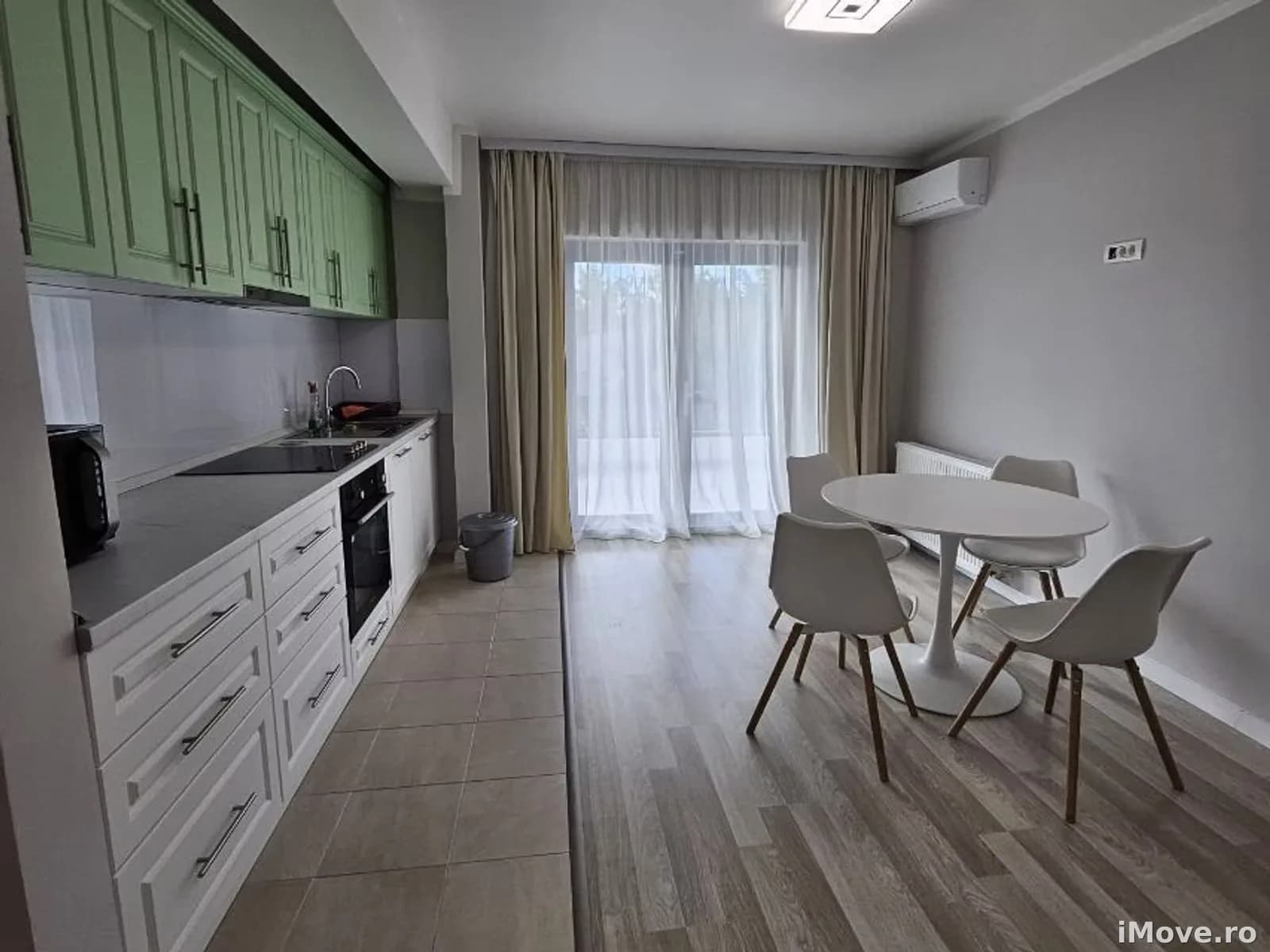 Apartament NOU cu 3 camere, de inchiriat, zona Iosia!