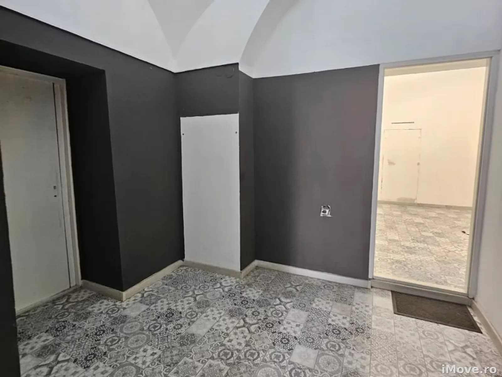 Spațiu comercial central spre închiriere, zona Parcul 1 Decembrie