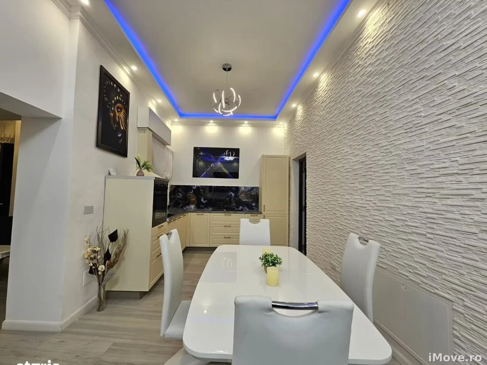 Apartament la casa cu 3 camere + Garsoniera, zona centrala/ Castanilor