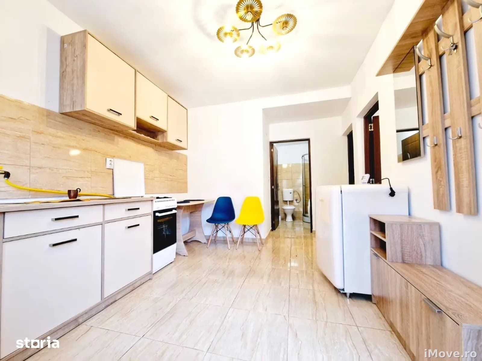 De inchiriat casa cu curte proprie, zona Cantemir