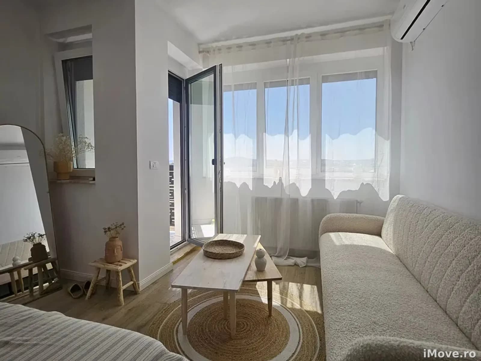 Apartament bloc nou zona Nufarul