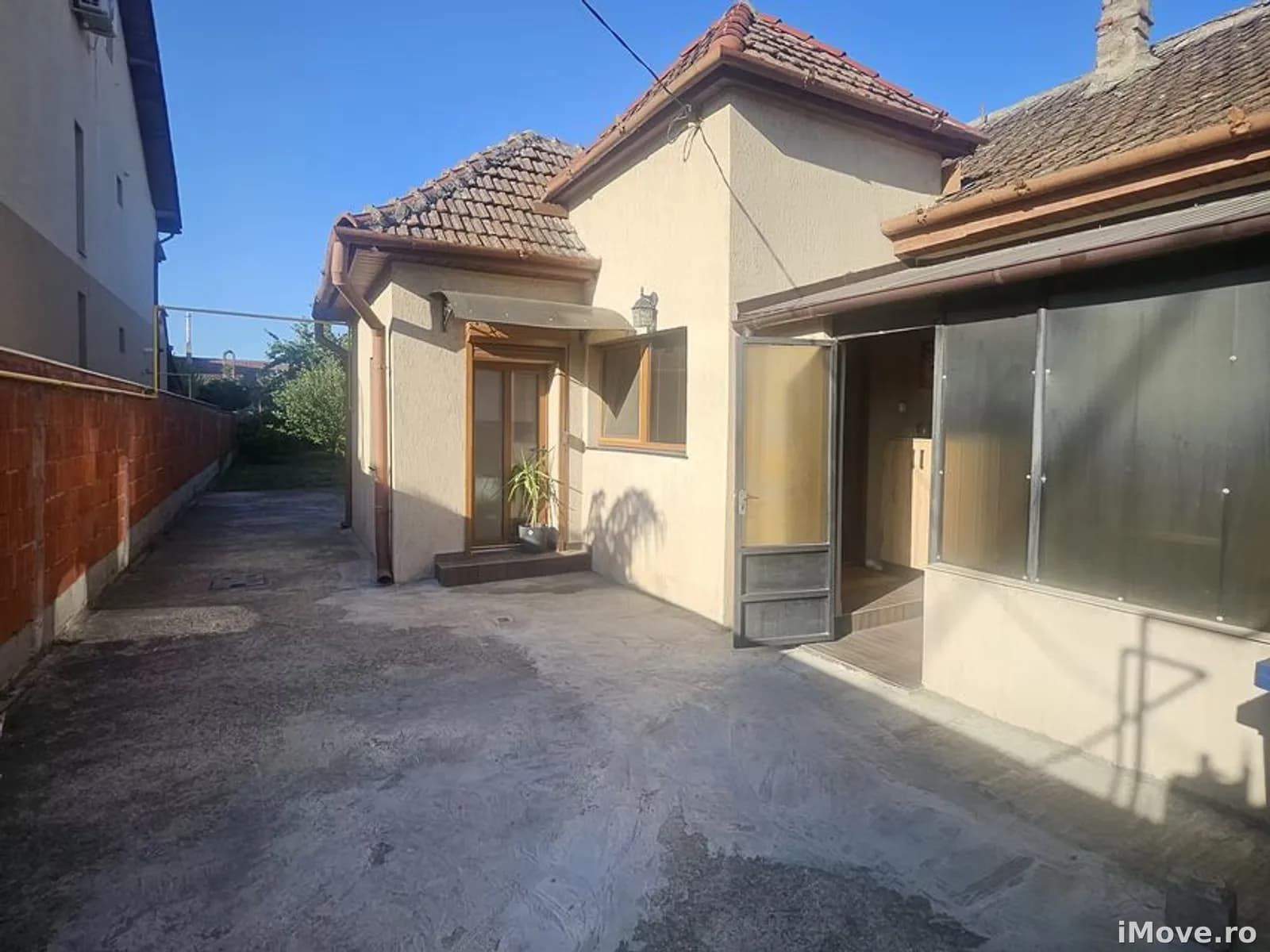 Casă cu grădină frumoasă în Ioșia, Oradea – Strada Henrik Ibsen