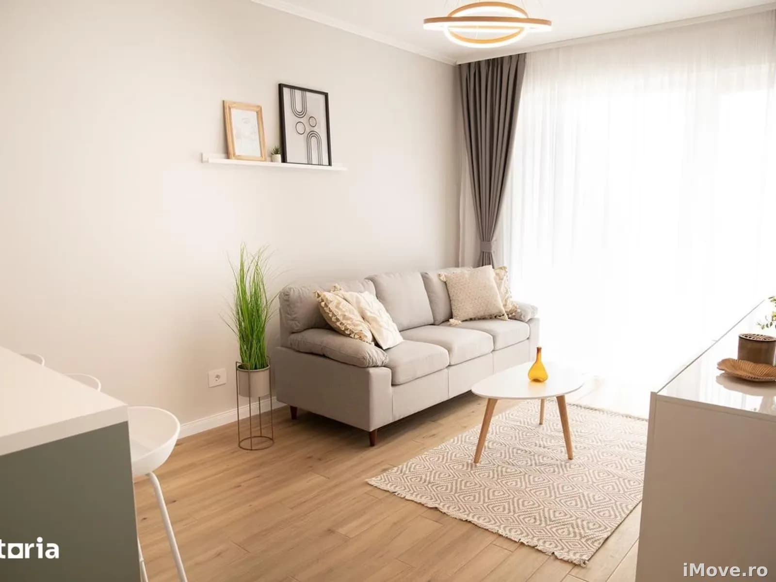 De Vânzare: Apartament cu 3 Camere în Prima Onestilor